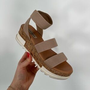 Steve Madden Platform Bandi Sandals
